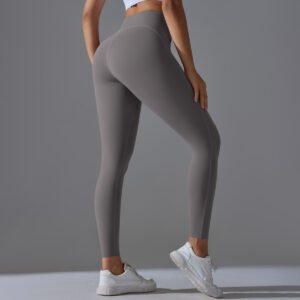 Women’s High-Waisted Peach Hip-Lifting Yoga Leggings – Tight Fit for Gym & Pilates