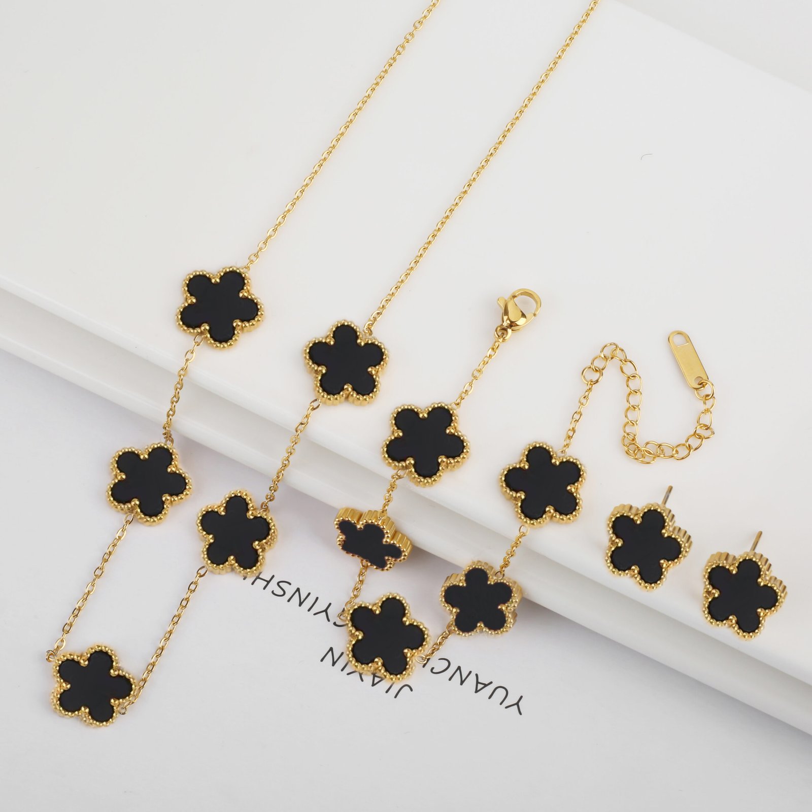 Stainless Steel Five-Leaf Flower Jewelry Set – Necklace, Bracelet & Earrings