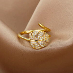Gold-Plated Stainless Steel Crystal Ring – Geometric Chain Zircon Design